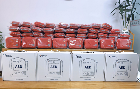 与公益同行：应急科普人捐赠急救包，为东莞公益事业助力，守护大众送暖心