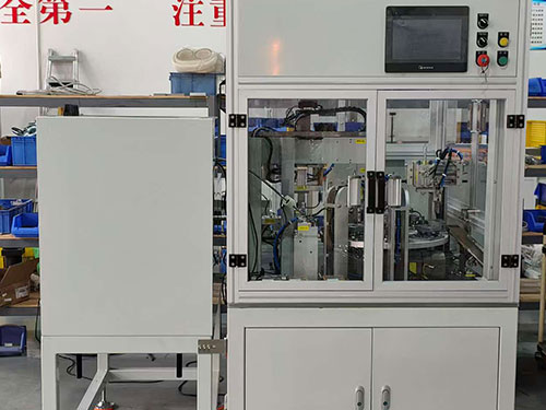 鎖舌組裝全自動壓力機(jī)