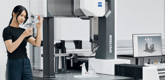 不同领域如何选对三坐标测量机？精密制造、模具、汽车、航空的选型指南