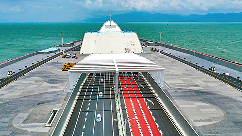 港珠澳大桥西人工岛防水工程