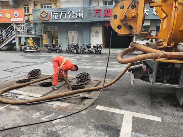 化粪池清理