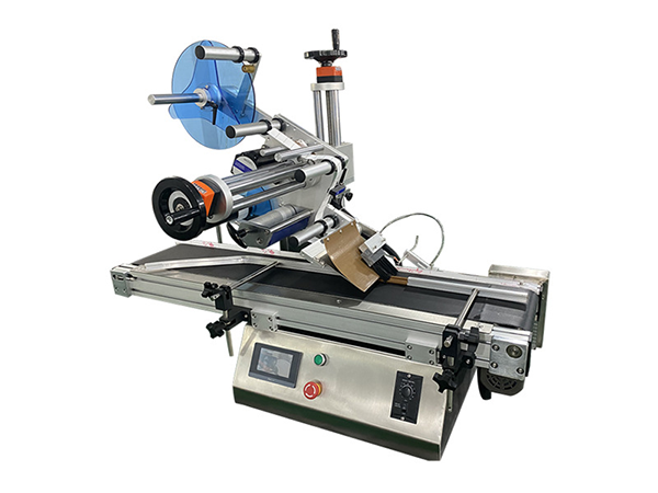 桌面自动平面贴标机