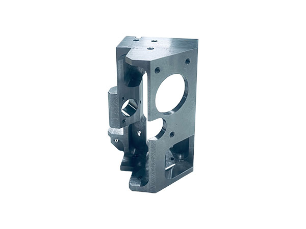 精密零件加工适合加工什么零件？