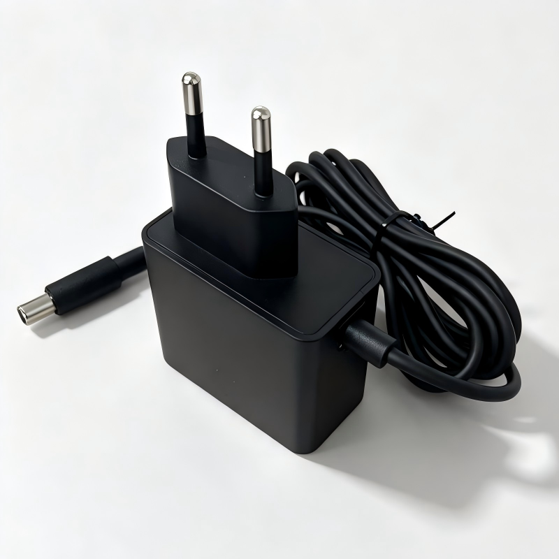 24V1.5A 碳化硅电源适配器-SK02H-001