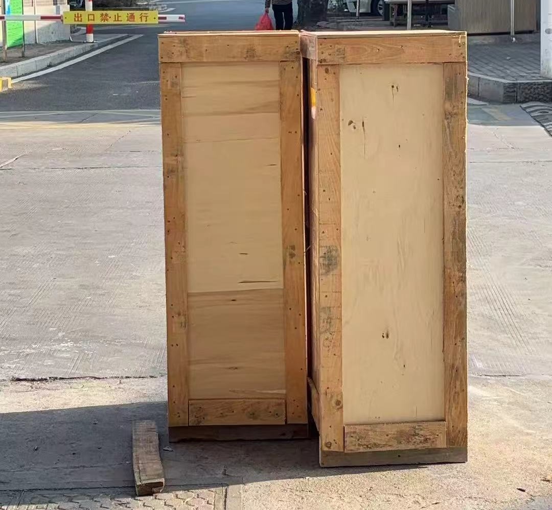 拉力试验机发往高州客户公司