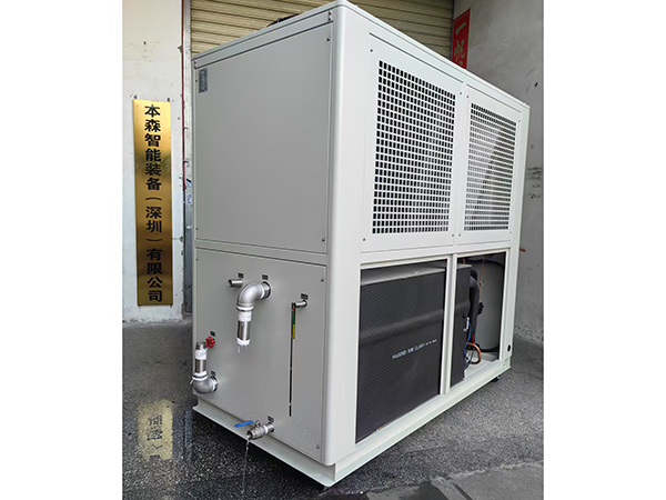 使用中频冷水机有什么核心性能特点？