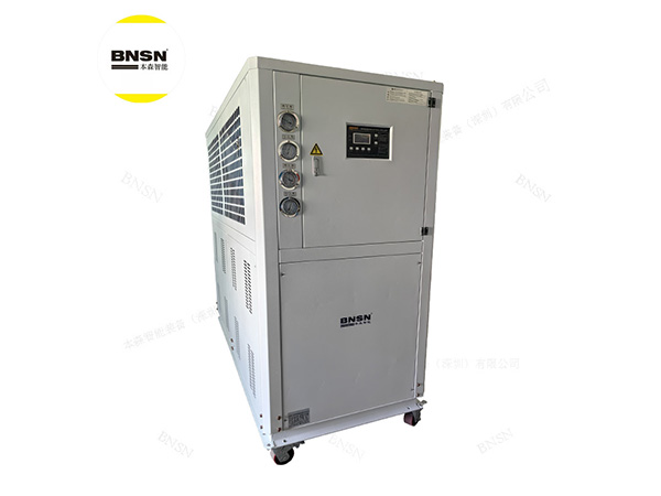 安裝水冷式冷凍機時需要注意哪些安全問題？