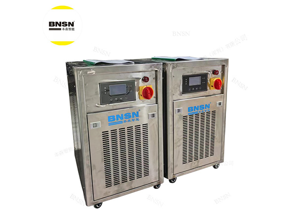 使用注塑冷水機的主要工作原理是什么？