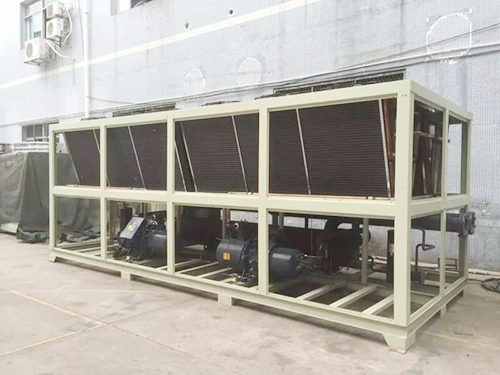 使用风冷螺杆式冷水机有哪些常见的问题和故障？