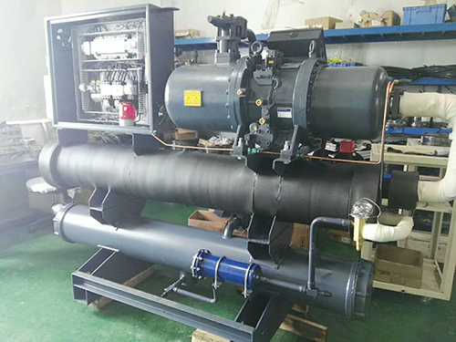低溫螺桿冷水機