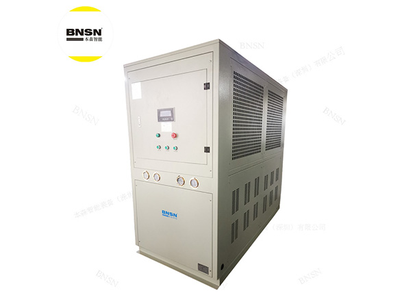 低温冷冻机