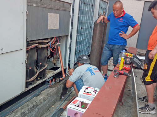 空调压缩机维修