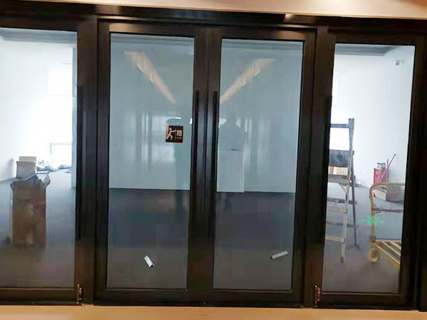 防火门保养与维修的方法