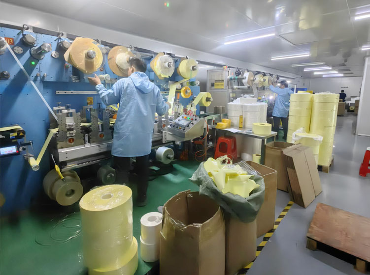 配置无尘车间，严格把控品质