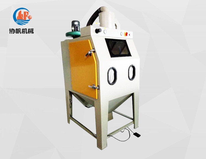 自动喷砂机听起来不错，但价格不菲。我们如何评估投资回报率（ROI）？除了设备本身，还有哪些隐藏或后续成本需要考虑？