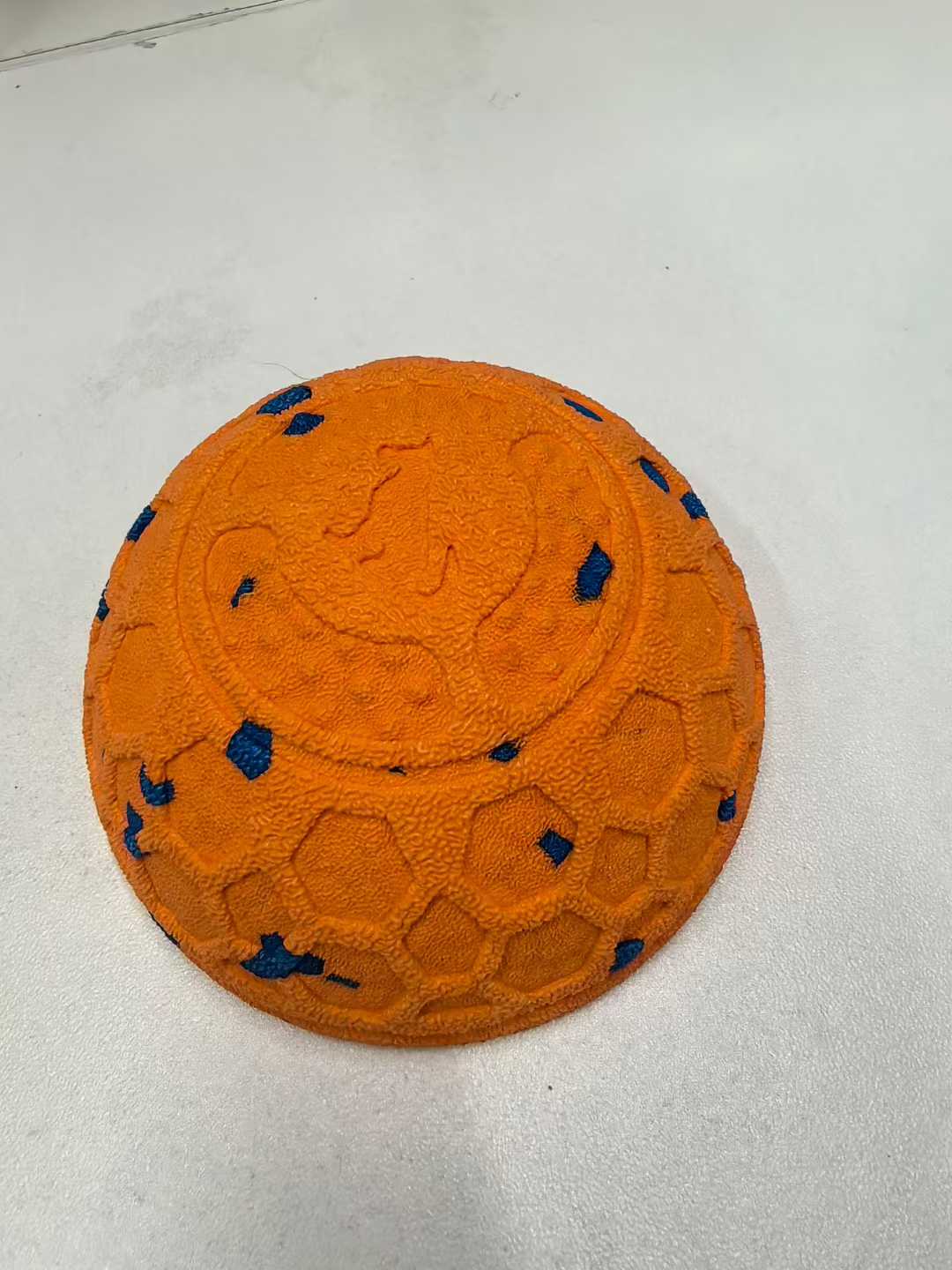 宠物玩具安全吗？ETPU材质实测：无异味、不含甲醛