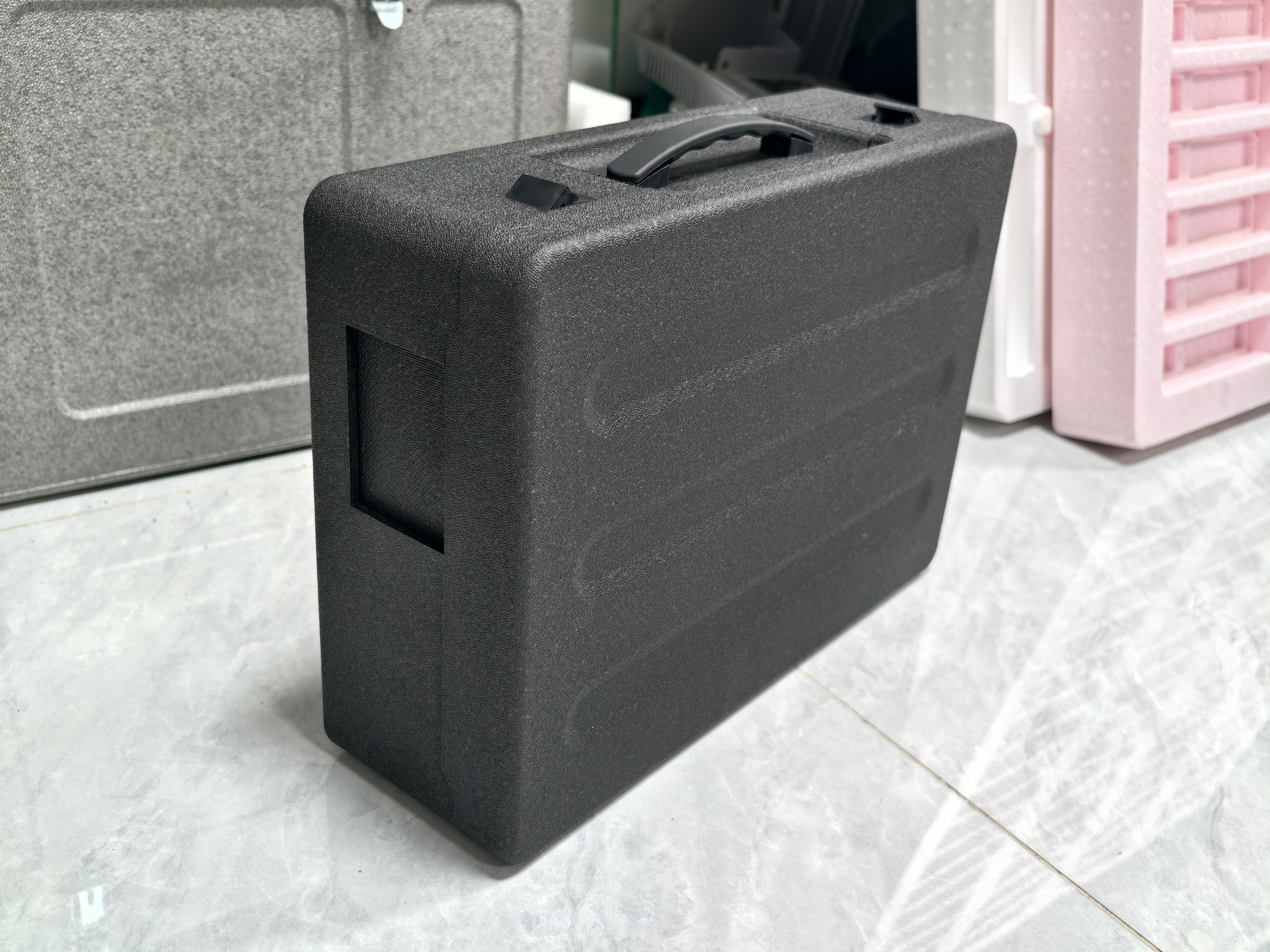 EPP定制包装厂家｜精密EPP内衬、箱体、晒纹成型一站式定制
