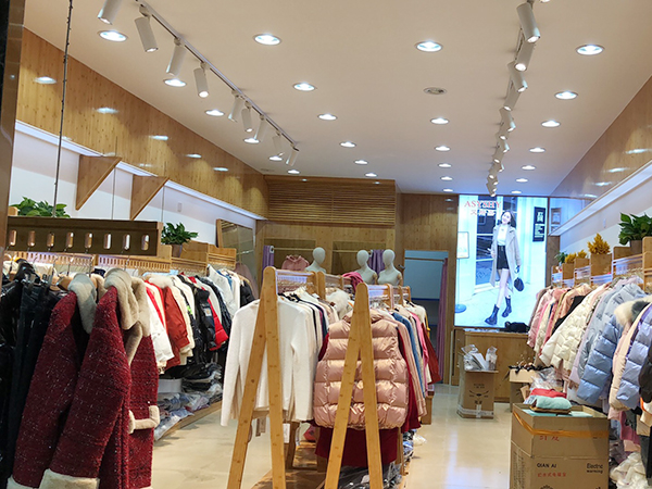 服装展柜加工厂