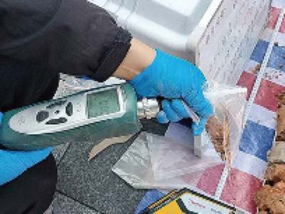 現(xiàn)場(chǎng)取土照片