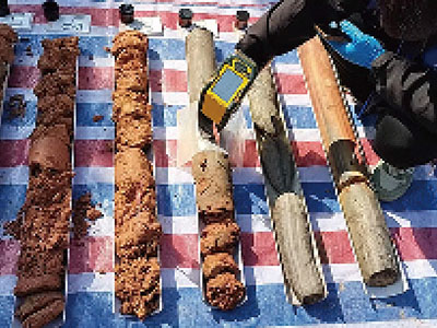 現(xiàn)場(chǎng)取土照片