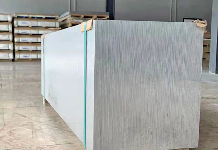 合金鋁板和純鋁鋁板具體有什么不同