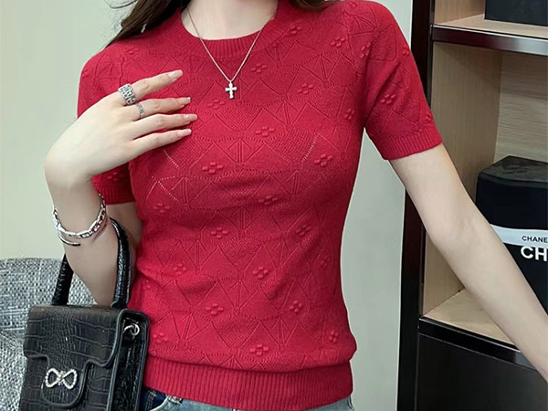 为您讲解晾毛衣不变形的方法