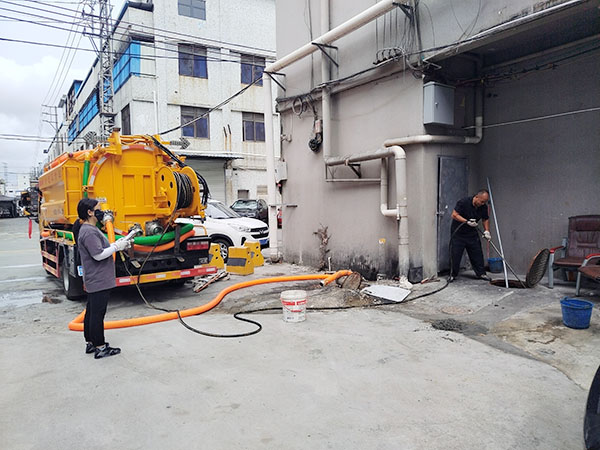 化粪池清理