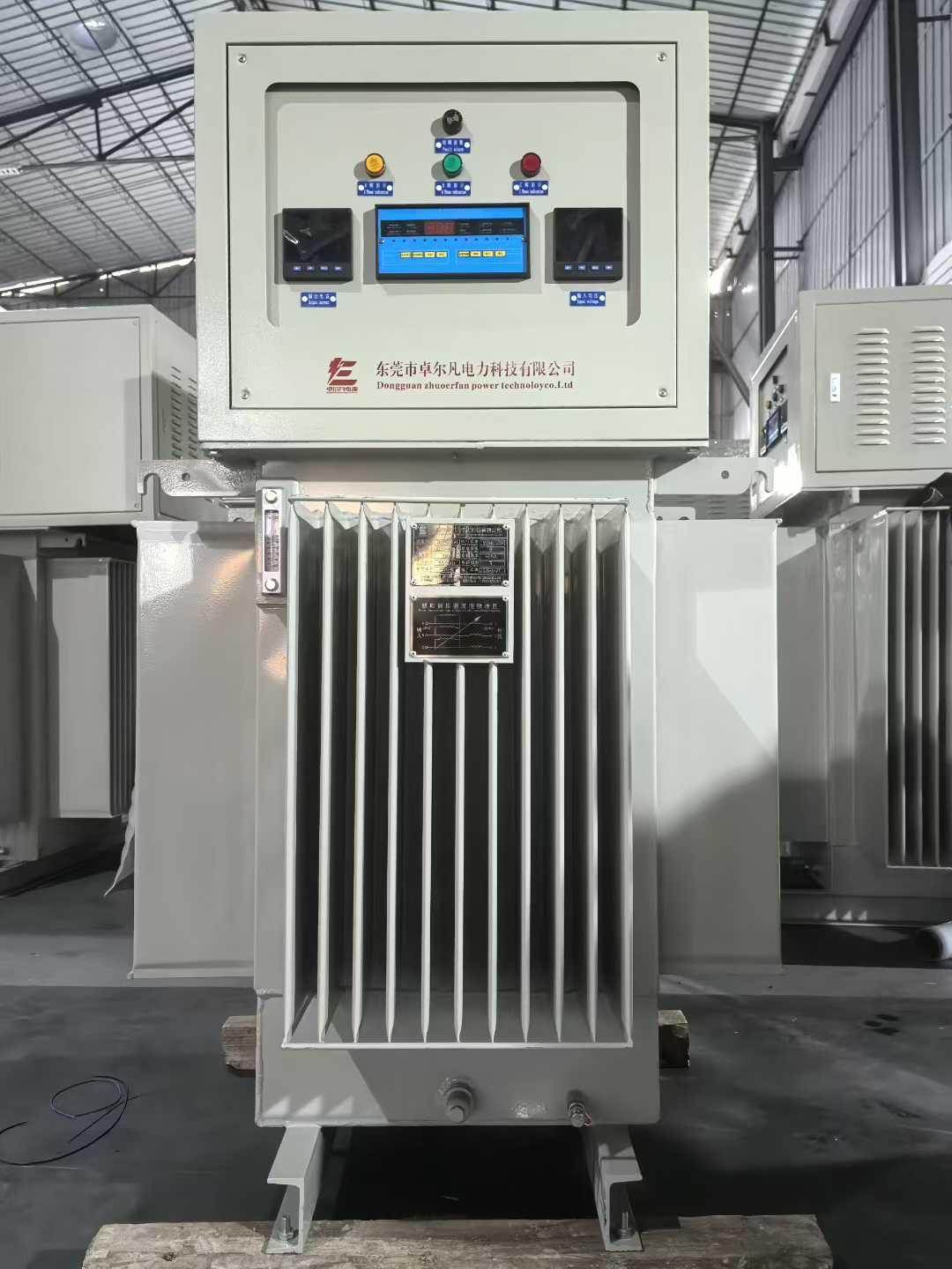 出口南非1200KVA干式稳压器