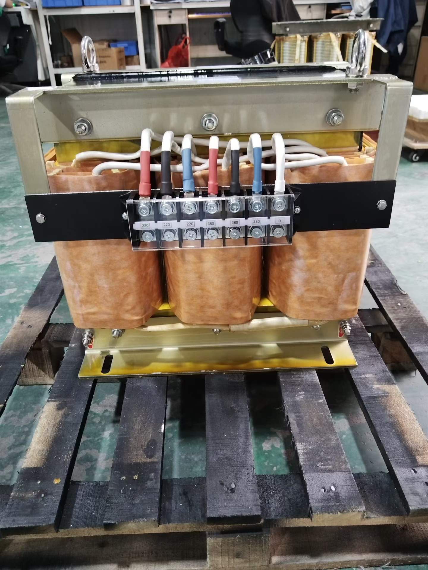 三相480V变三相400V带温控横流风机