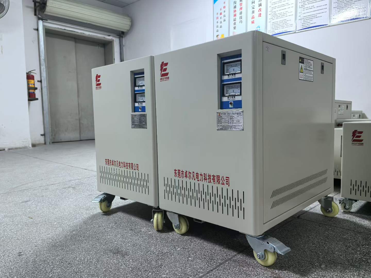 三相208V变440V隔离变压器：在北美电压丛林中搭建一座“升压桥梁”