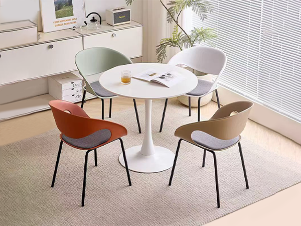 休闲洽谈桌十八