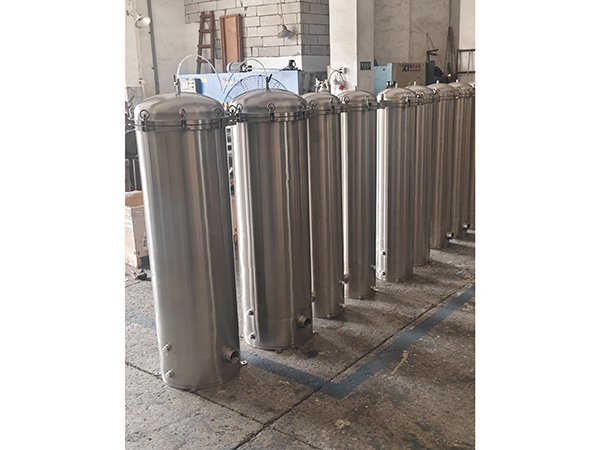 304材质的保安过滤器，直径300*1450总高×2.0厚×10芯40寸