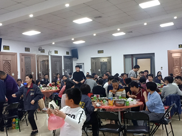 团队聚餐