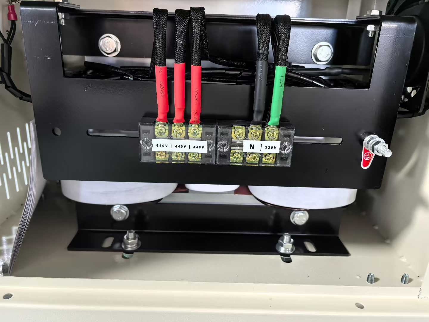 案例复盘：一个数据中心项目的UL变压器选型、交付与运维全周期纪实