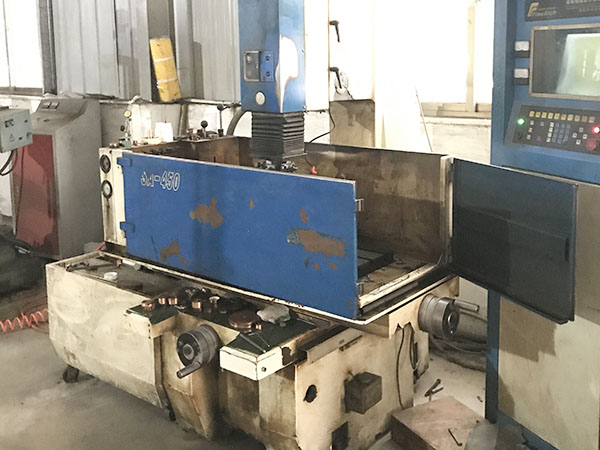 汽车东莞吹塑模具