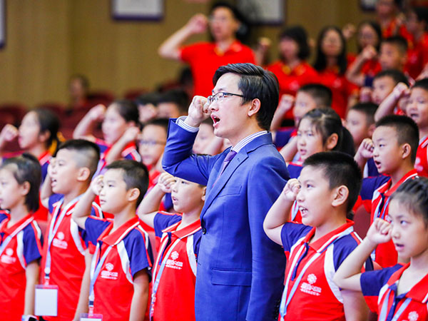 学员宣誓现场