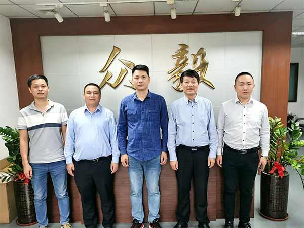 众毅印刷机械设备有限公司通过 ISO9001、ISO45001 与 ISO14001 体系认证