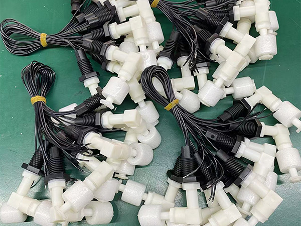 PP浮球开关