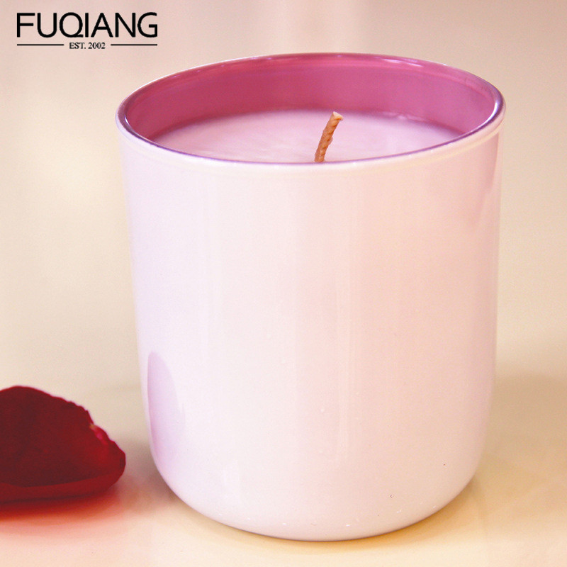 Thick-bottomed glass candle