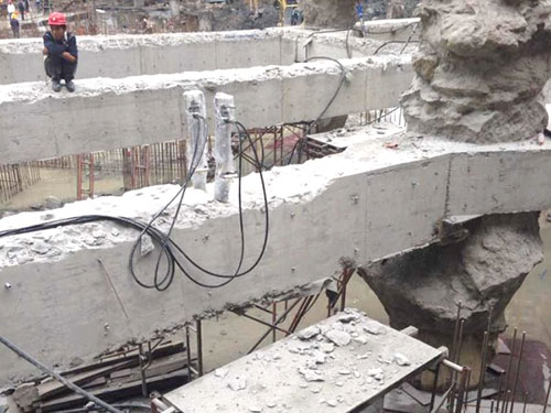 混凝土拆除设备施工现...