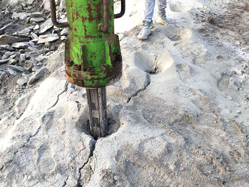 小型机载劈裂器