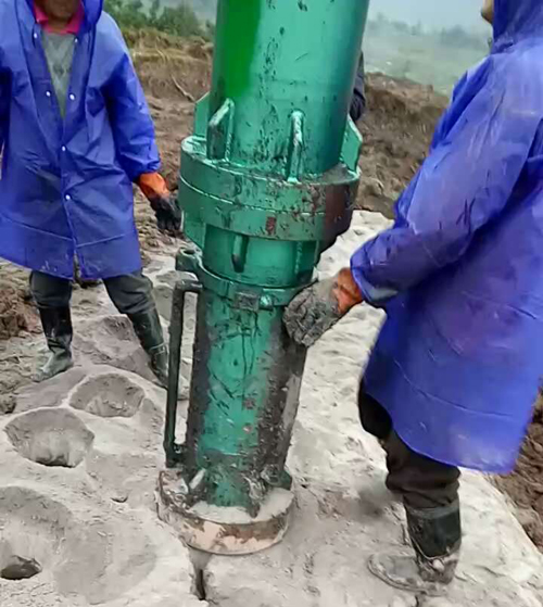 大型机载劈裂器