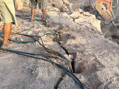 液压劈裂棒使用案例