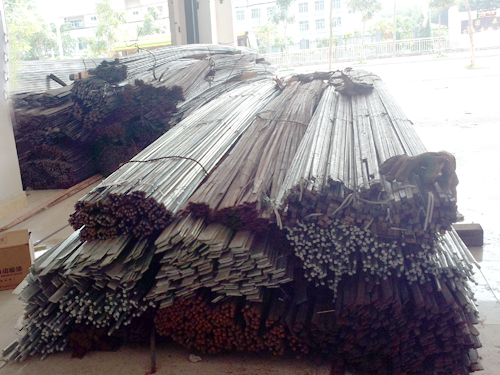 方扁原铁钢材批发