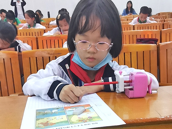 现场看图写话比赛