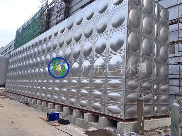 5.5米高方形不锈钢生活消防水箱