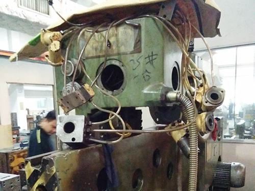 东莞中捷Z3050摇臂钻床维修