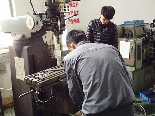 惠州西班牙铣床维修