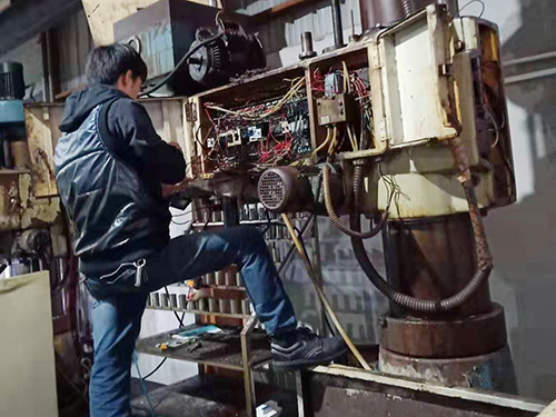 惠州杭州双龙Z3050X16摇臂钻床维修