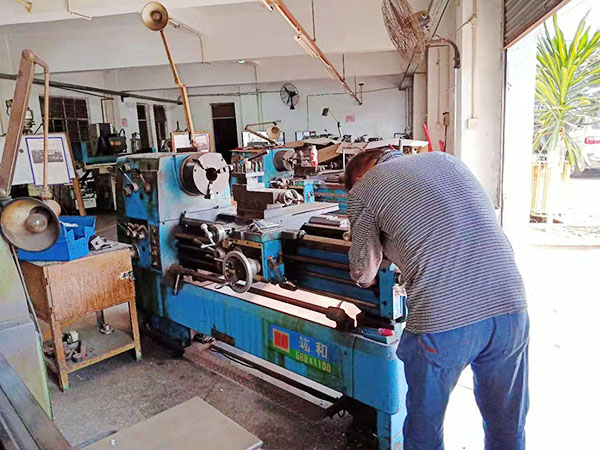 东莞凤岗台湾竑和车床维修